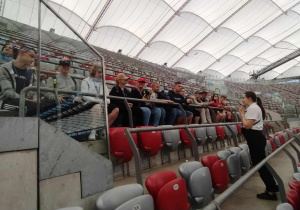 Spotkanie z przewodnikiem na stadionie