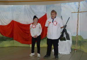 Grupa III koedukacyjna w piosence Pałacyk Michla